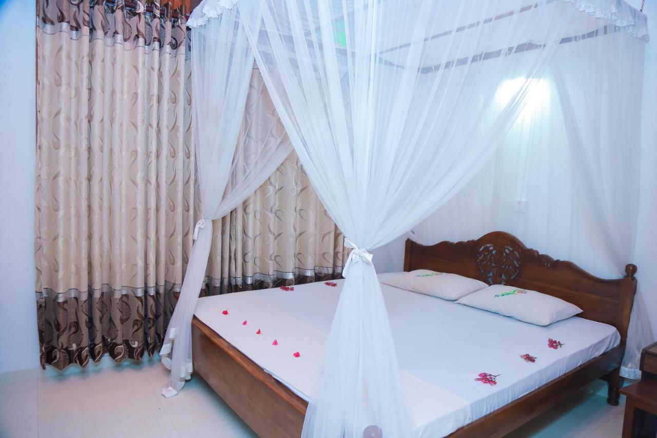 Ananda Villa Bentota Bagian luar foto