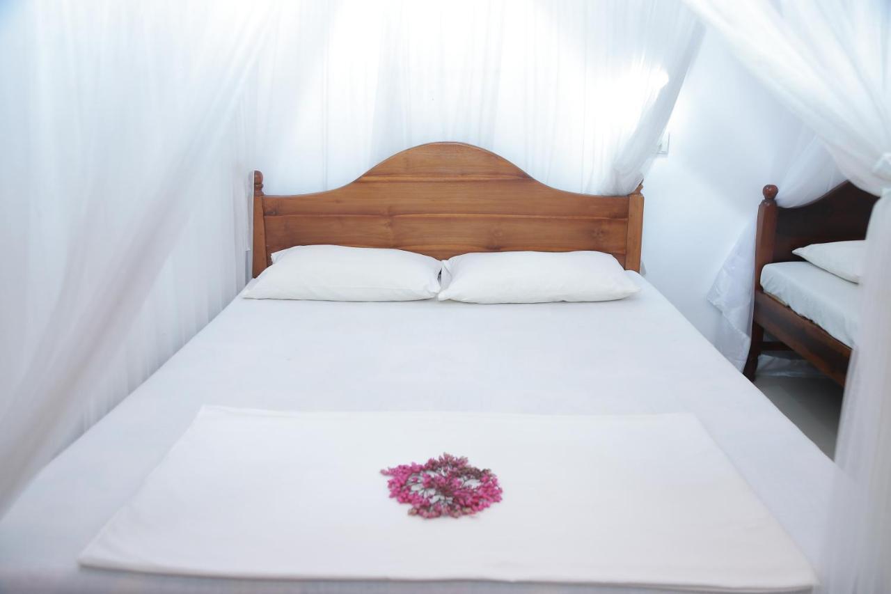 Ananda Villa Bentota Bagian luar foto