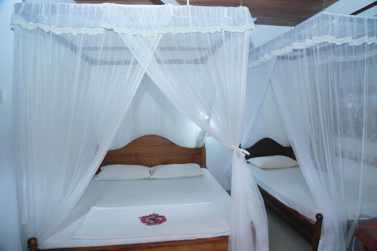 Ananda Villa Bentota Bagian luar foto